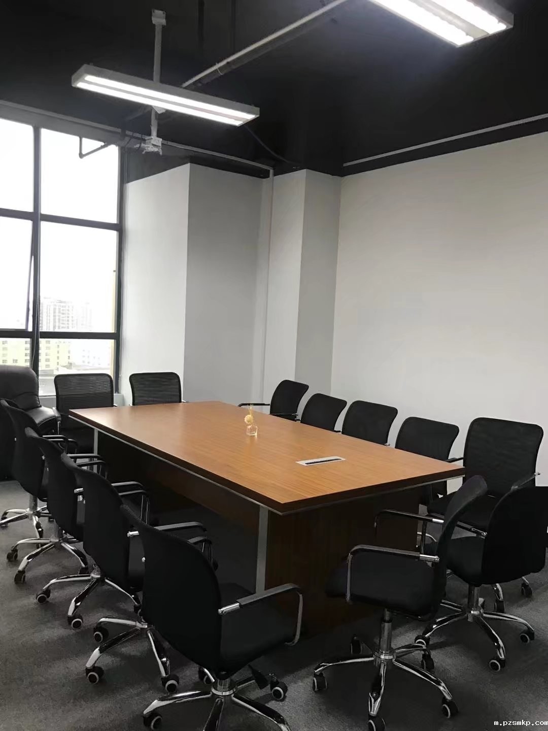 优米体育官网下载安装手机版（深圳）分公司会议室